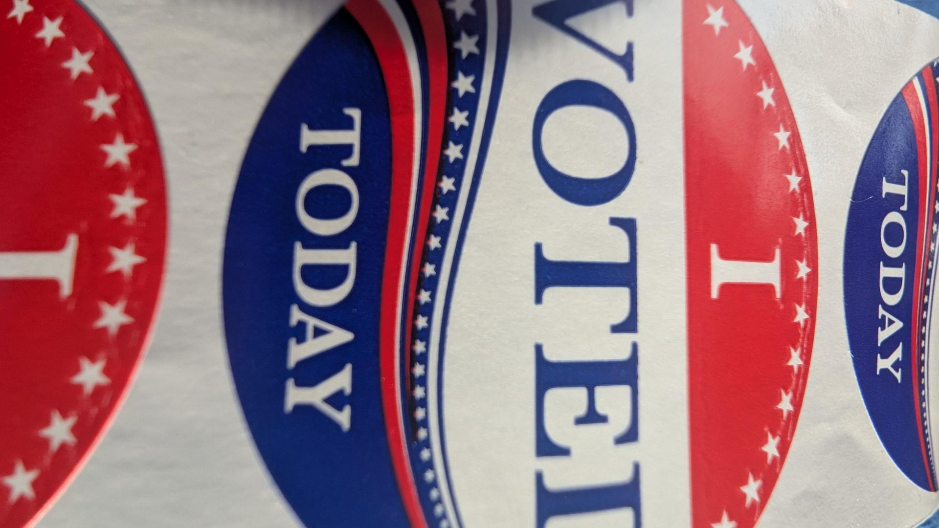 Wisconsin to consider more electronic pollbook options, as in-house system faces limitations