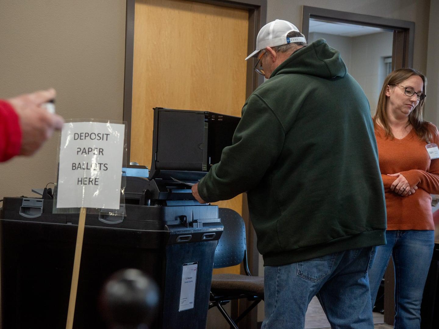 Wisconsin Elections Commission refuses to send Justice Department unredacted voter list